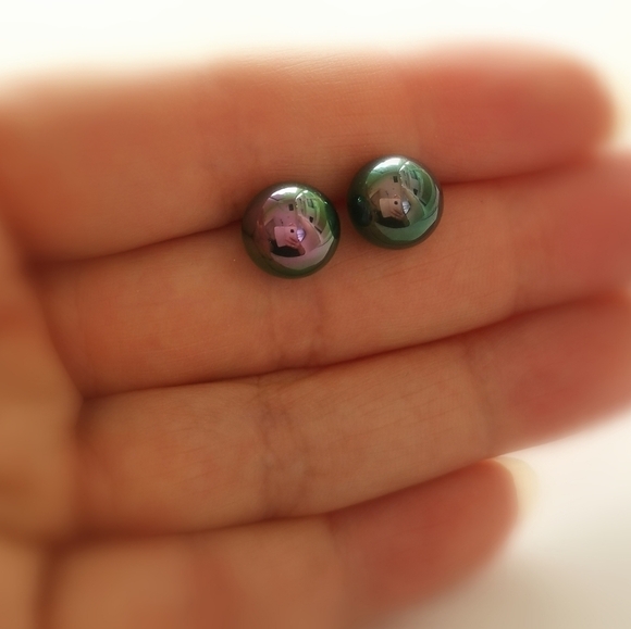 Peacock grey pearl ball stud earrings 9mm 🆕 - Picture 3 of 8